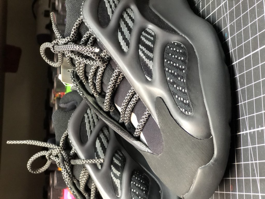 Yeezy 350 & 700 3M Reflective Laces – FEELGOOD THREADS